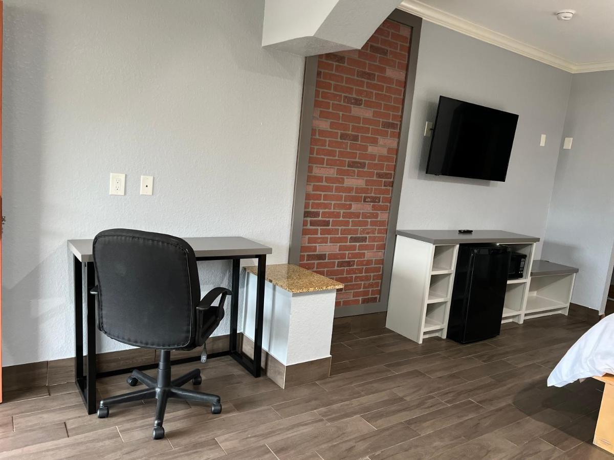 The Symphony Inn & Suites Houston Bagian luar foto